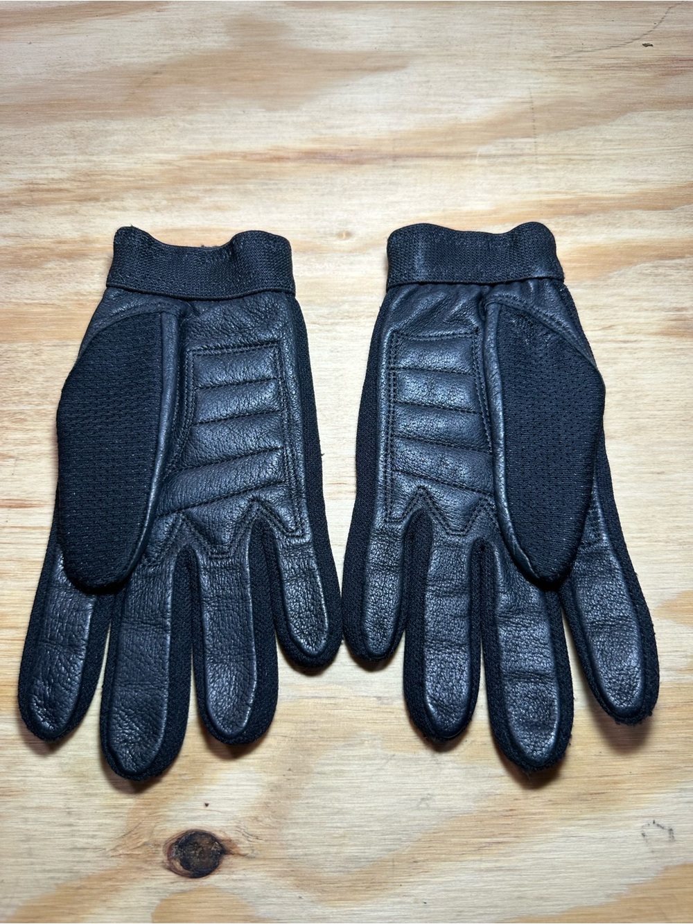Harley-Davidson Men's Black Leather & Mesh Padded Riding Gloves - Size Medium